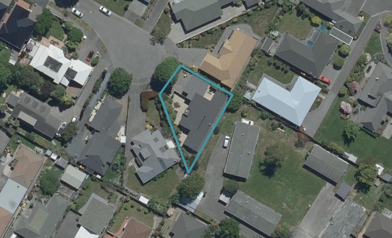 14 Kamahi Place, Bishopdale, Christchurch - Carousel 1