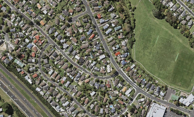 105C Sycamore Drive, Sunnynook, Auckland - Carousel 1