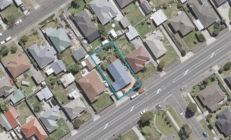 261 Fergusson Drive, Heretaunga, Upper Hutt - Carousel 1