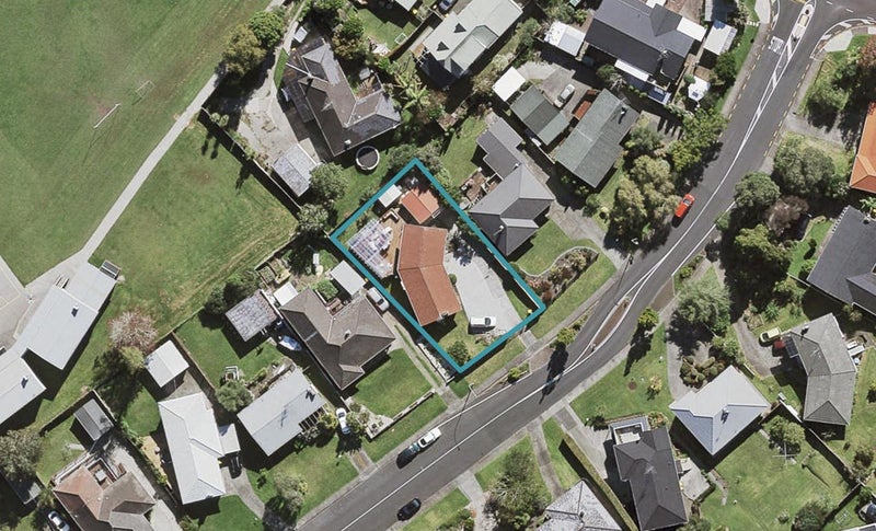 136 Moore Street, Hillcrest, Auckland - Carousel 1