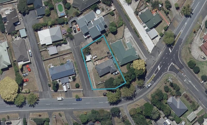 86 Mahoe Street, Melville, Hamilton - Carousel 1