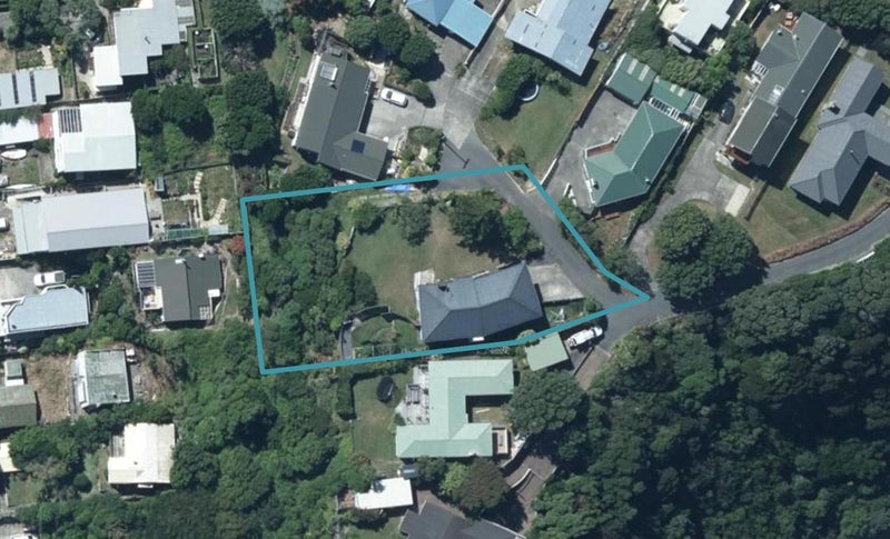 22 Mana View Road, Paremata, Porirua - Carousel 1
