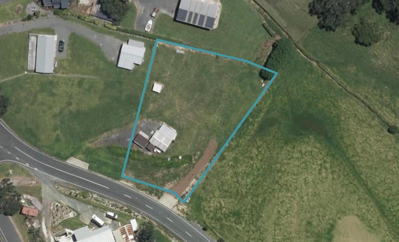 5 Ocean Beach Road, Whangārei Heads - Carousel 1