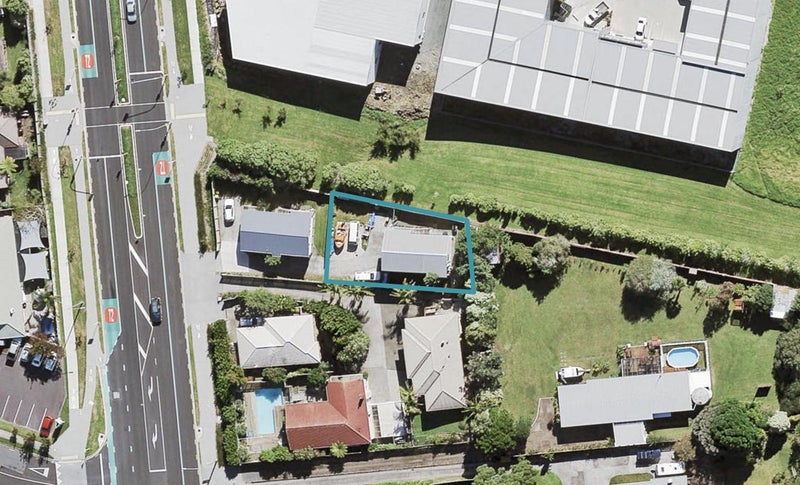 321A Albany Highway, Rosedale, Auckland - Carousel 1