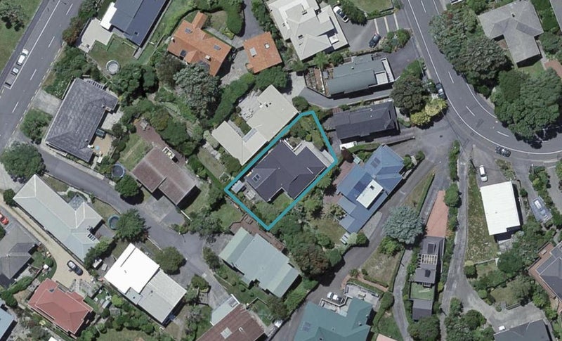 18B Calcutta Street, Khandallah, Wellington - Carousel 1