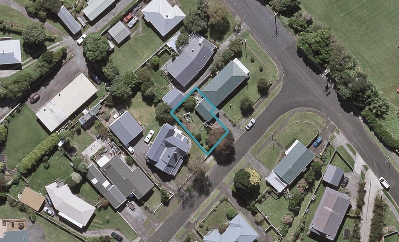 2A Handley Place, Glen Avon, New Plymouth - Carousel 1