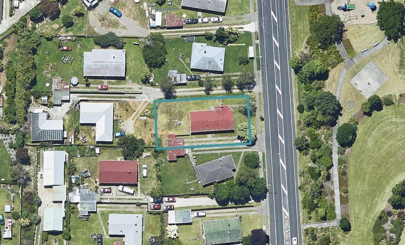 21 Waitaha Road, Welcome Bay, Tauranga - Carousel 1