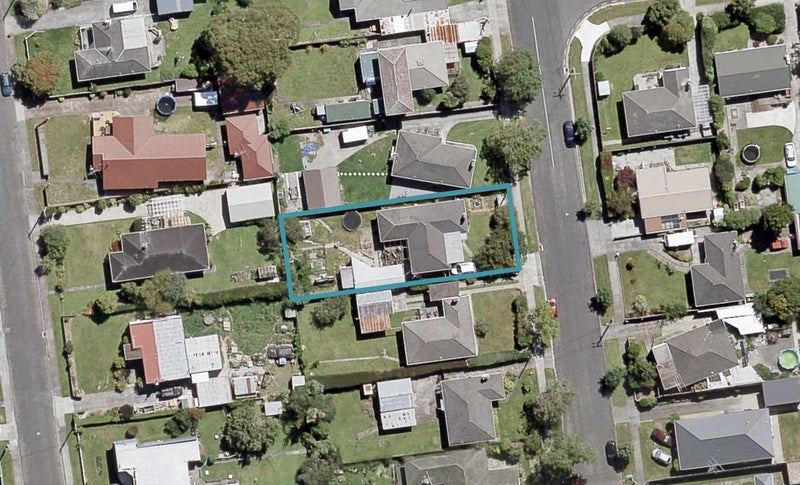 37 Clyma Street, Elderslea, Upper Hutt - Carousel 1