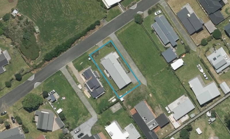 16 Galbraith Street, Whangarei - Carousel 1