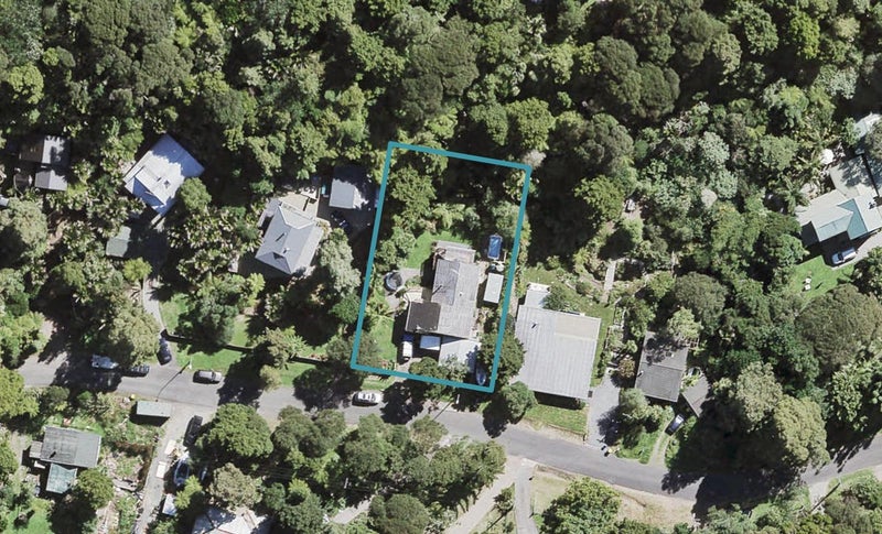22 Western Road, Laingholm, Auckland - Carousel 1