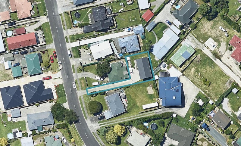 37B Humber Crescent, Gate Pa, Tauranga - Carousel 1