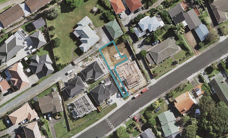 8A Kelvyn Grove, Hillpark, Auckland - Carousel 1