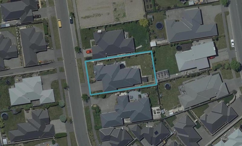 81 Somerville Crescent, Aidanfield, Christchurch - Carousel 1