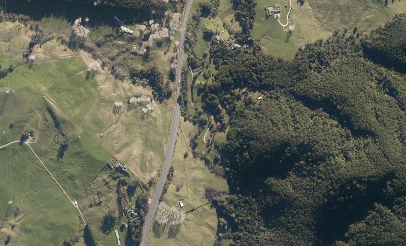 0 State Hway 1, Kaiwaka - Carousel 1