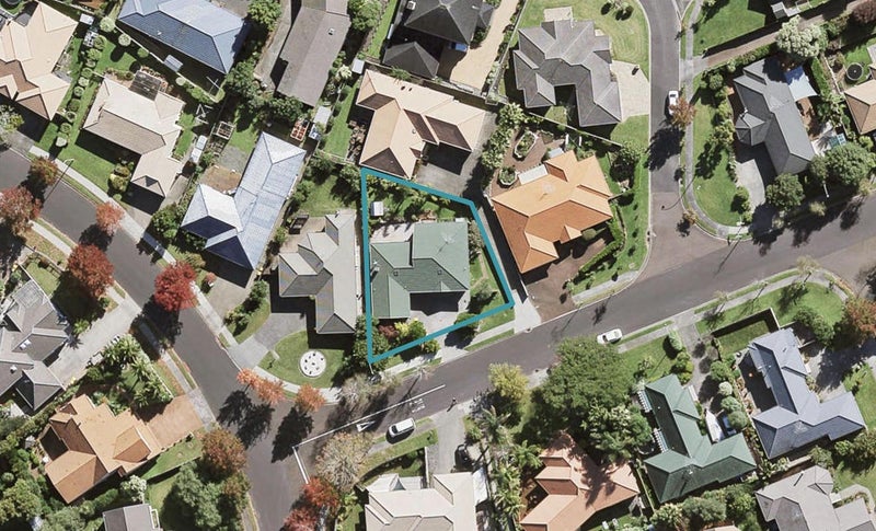 4 Pukatea Avenue, Albany, Auckland - Carousel 1
