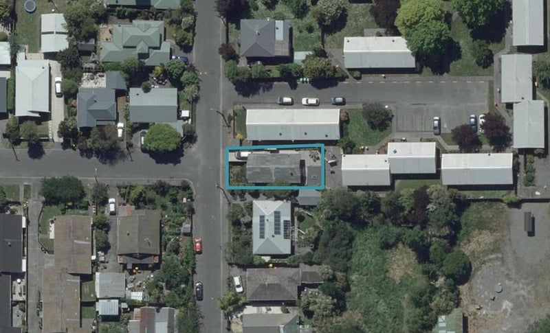 22 Dover Street, St Albans, Christchurch - Carousel 1