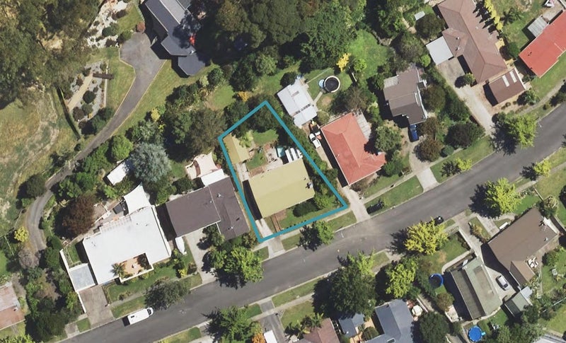 28 Sunvale Crescent, Whataupoko, Gisborne - Carousel 1