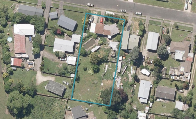 19 Lucknow Street, Aramoho, Whanganui - Carousel 1