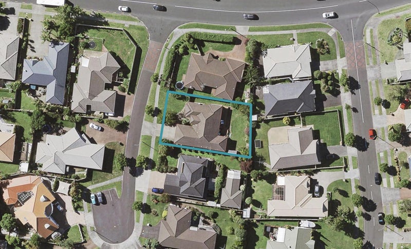 6 Campian Place, Golflands, Auckland - Carousel 1