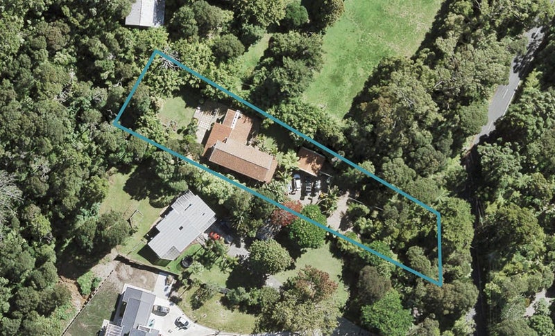 125 Carter Road, Oratia, Auckland - Carousel 1