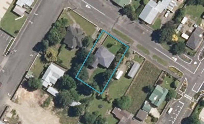 16 Wakeman Street, Pahiatua - Carousel 1