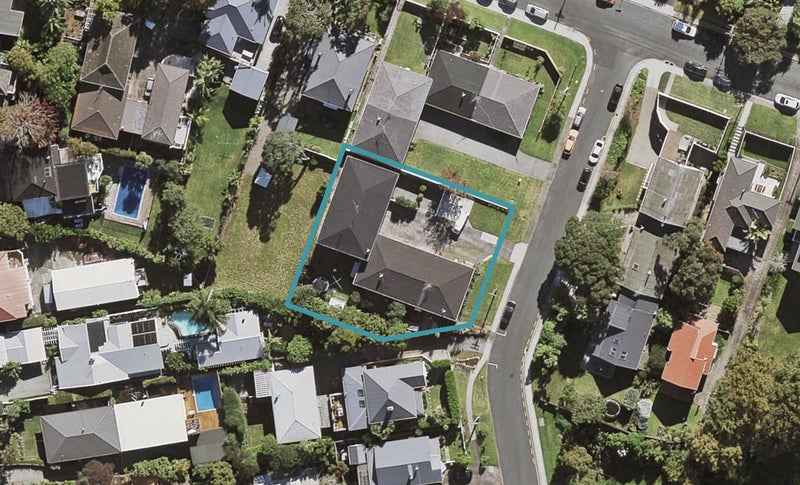 1/58 Richmond Avenue, Northcote Point, Auckland - Carousel 1