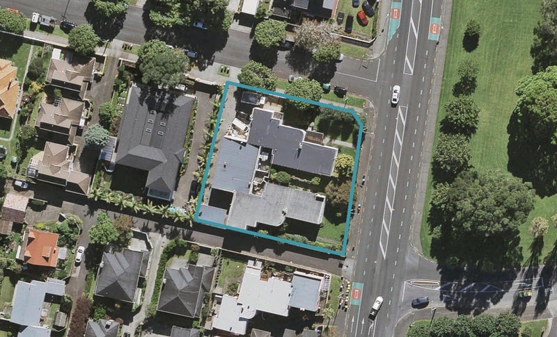A/327 Manukau Road, Epsom, Auckland - Carousel 1