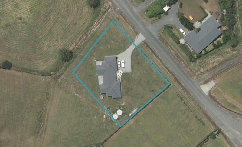 70 Jack Boyd Drive, Kaiwaka - Carousel 1