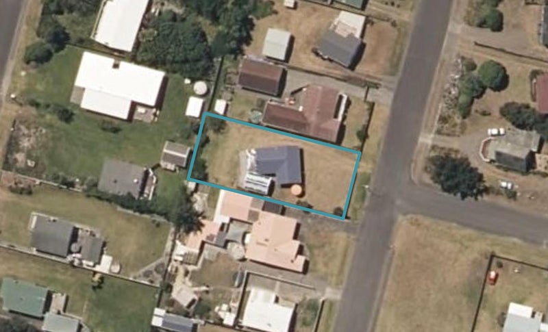 35 Park Avenue, Waitārere Beach, Levin - Carousel 1