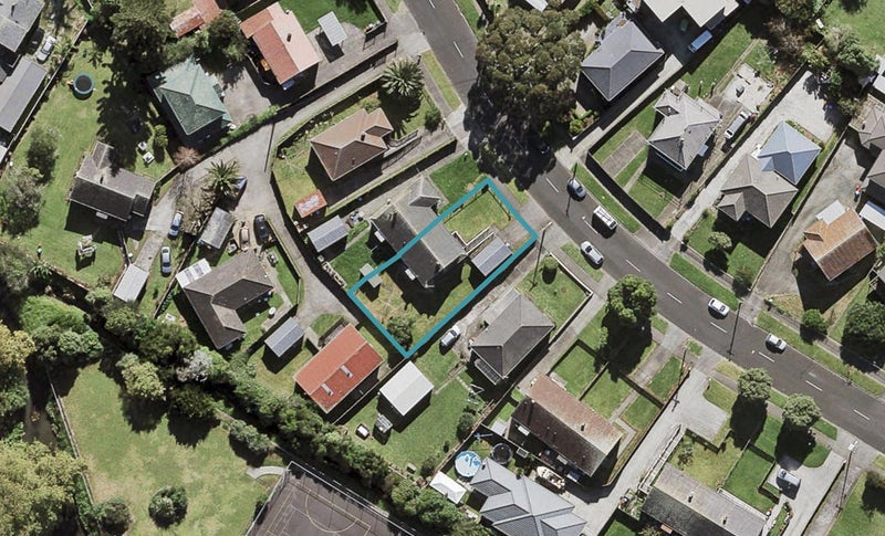 52 Bremner Avenue, Mount Roskill, Auckland - Carousel 1
