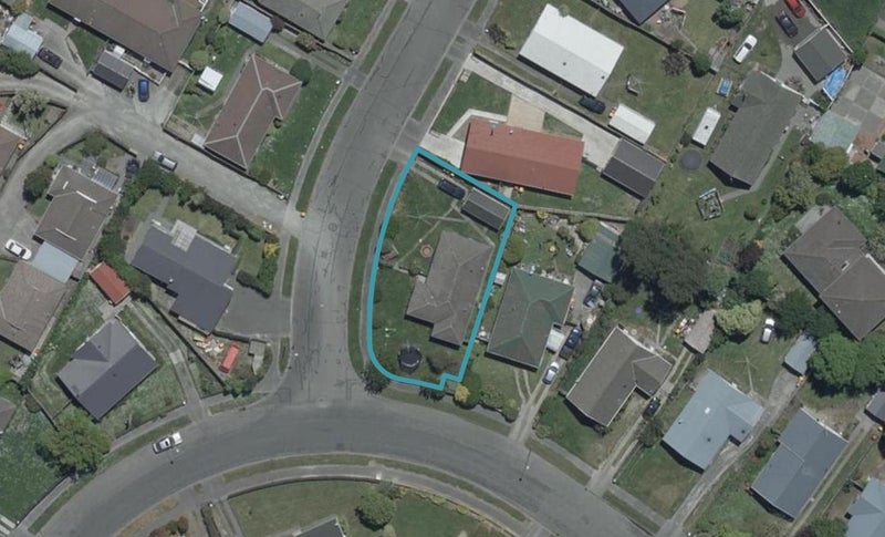 2 Ian Place, Bishopdale, Christchurch - Carousel 1