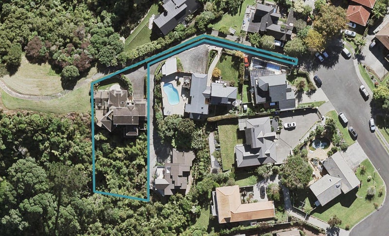 8 Fairsea Place, Lynfield, Auckland - Carousel 1