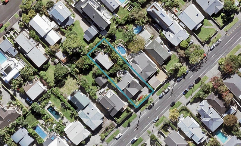 111 West End Road, Westmere, Auckland - Carousel 1