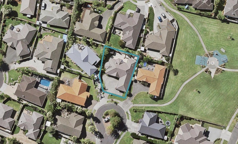 22 Nephin Place, East Tamaki Heights, Auckland - Carousel 1