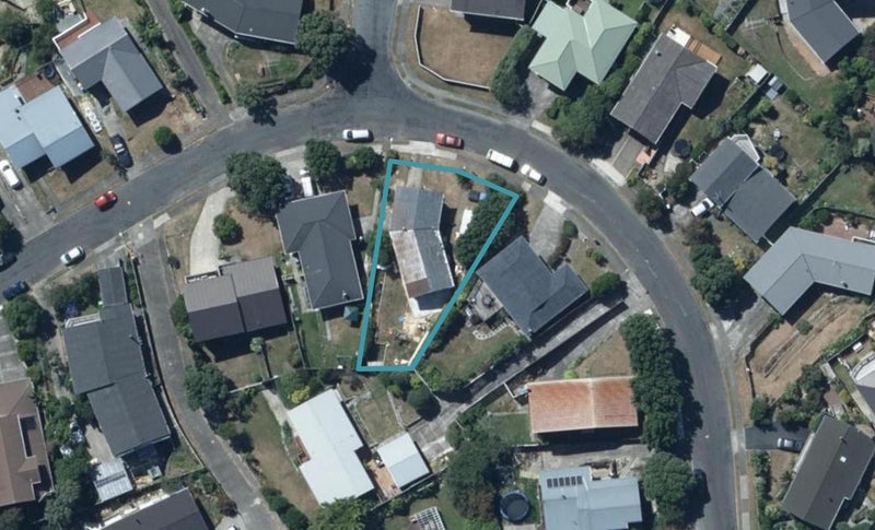 13 Forth Place, Papakowhai, Porirua - Carousel 1
