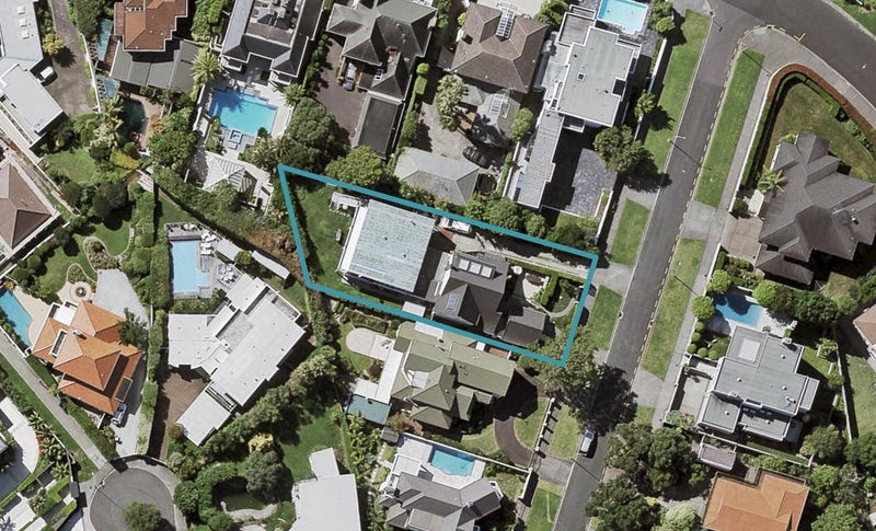 8 Titai Street, Orakei, Auckland - Carousel 1
