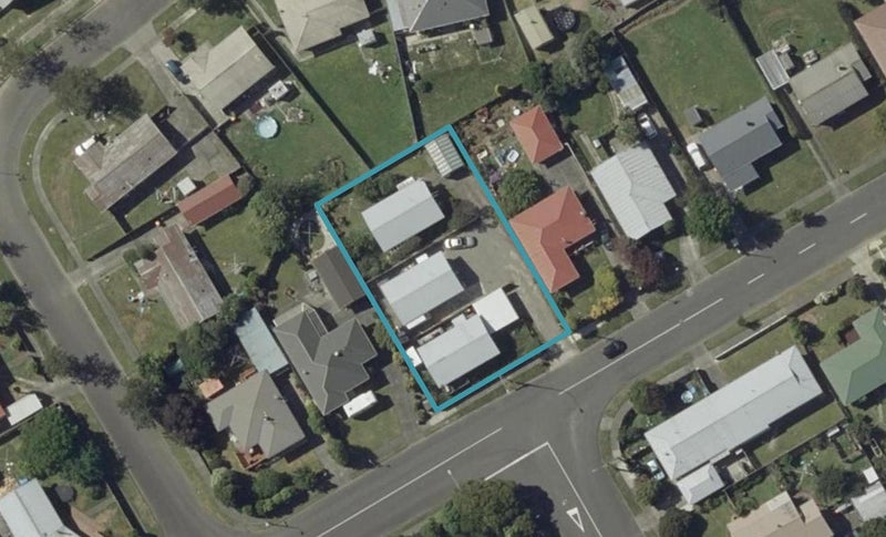 4 Clarke Avenue, Highbury, Palmerston North - Carousel 1