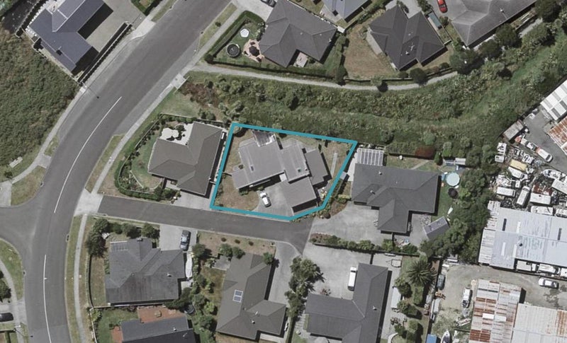 56 Hillcrest Road, Raumati Beach, Paraparaumu - Carousel 1