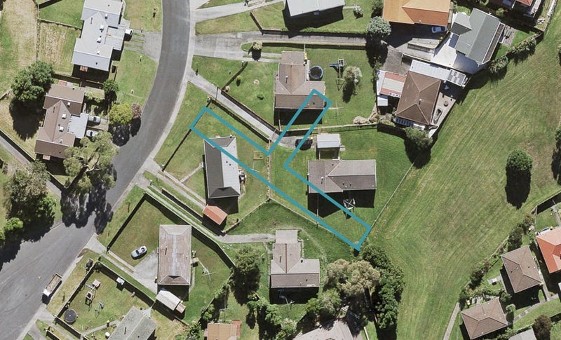 6 Hono Way, West Harbour, Auckland - Carousel 1