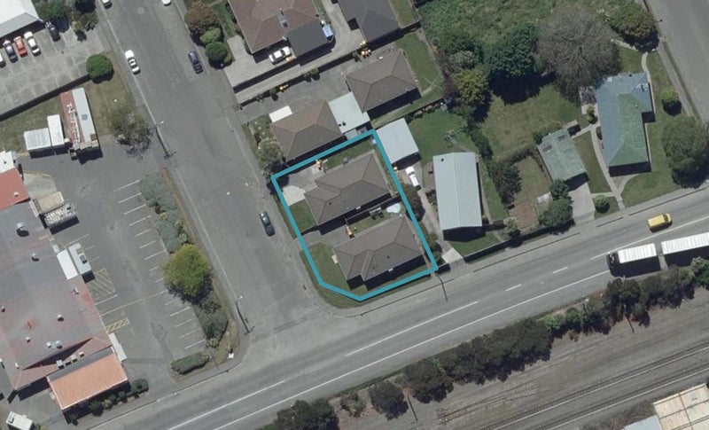 1/2 Brixton Street, Islington, Christchurch - Carousel 1