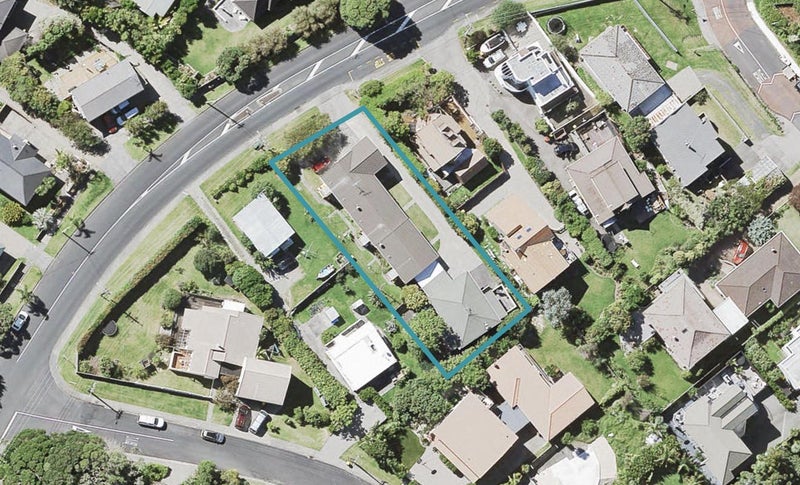 3/497 Beach Road, Murrays Bay, Auckland - Carousel 1