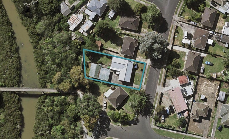 63 Tyrone Street, Otara, Auckland - Carousel 1