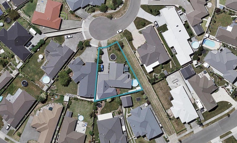 16 Inglis Place, Mahora, Hastings - Carousel 1