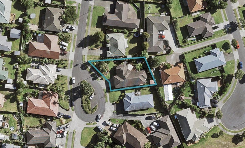 10 Waimarino Road, Weymouth, Auckland - Carousel 1