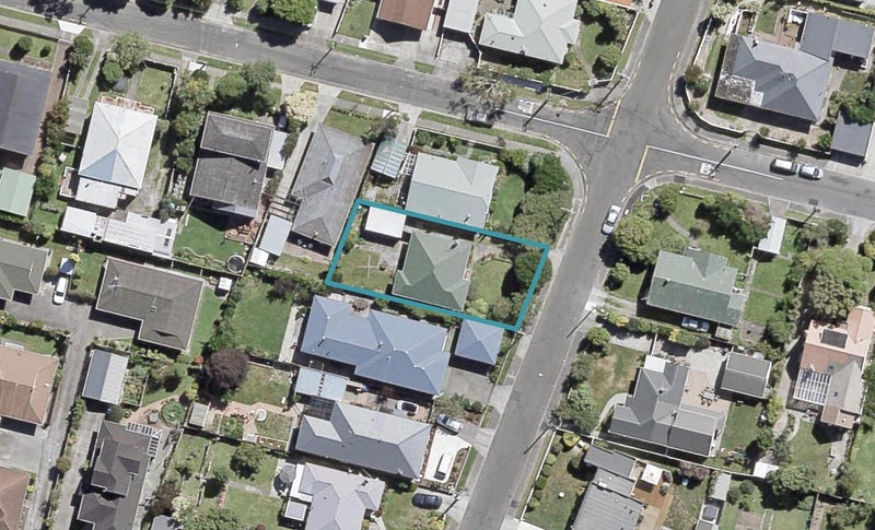 9 Junction Street, Fairfield, Lower Hutt - Carousel 1