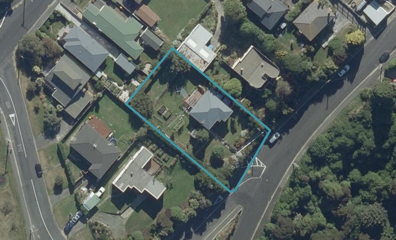 102 Dunrobin Street, Waverley, Dunedin - Carousel 1
