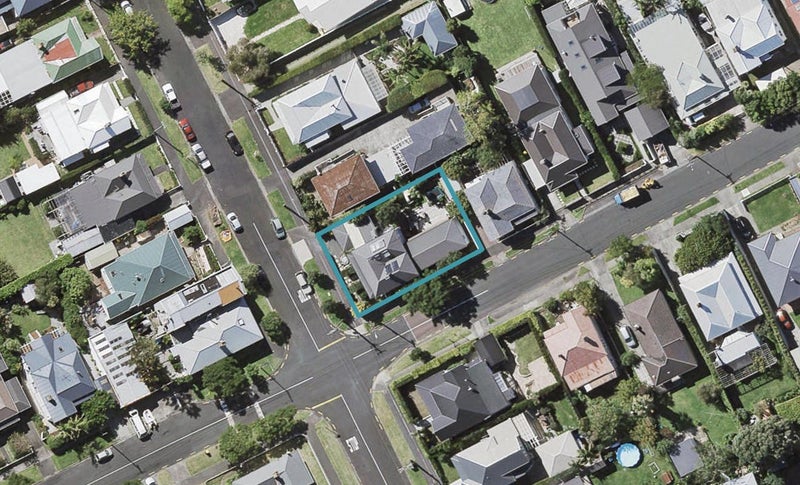130 Victoria Road, Devonport, Auckland - Carousel 1