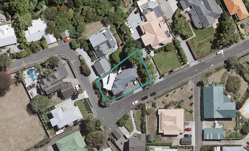 17 Cobden Road, Bluff Hill, Napier - Carousel 1