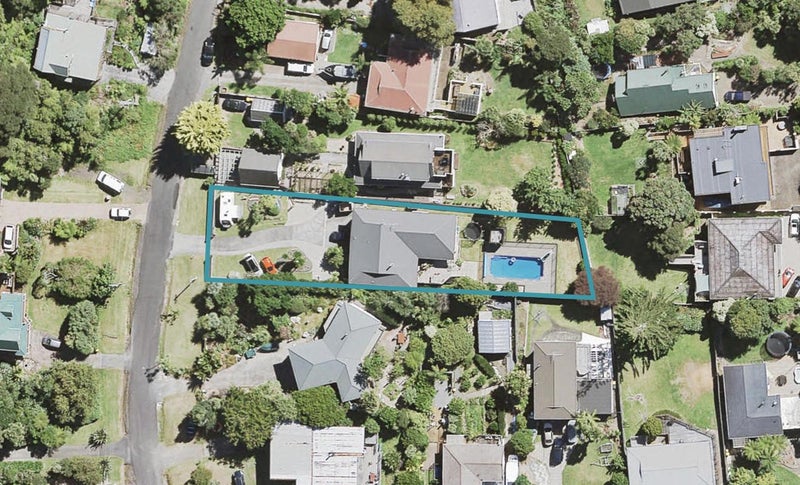5 Rangimarie Road, Swanson, Auckland - Carousel 1