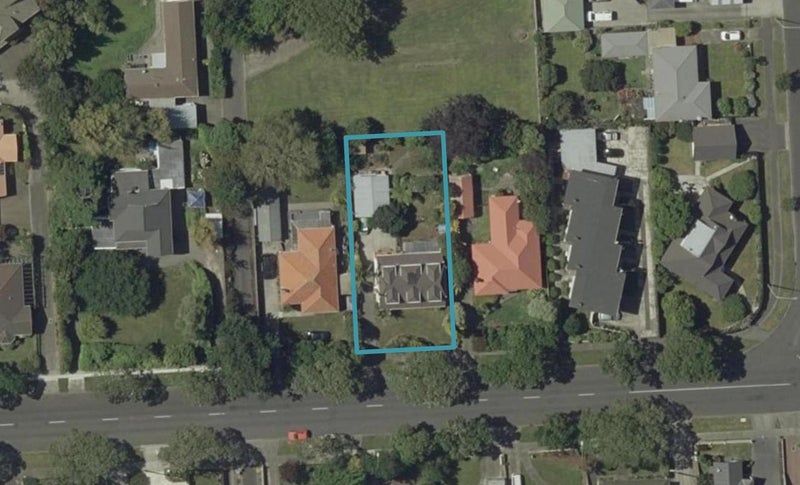 29 Pahiatua Street, Hokowhitu, Palmerston North - Carousel 1